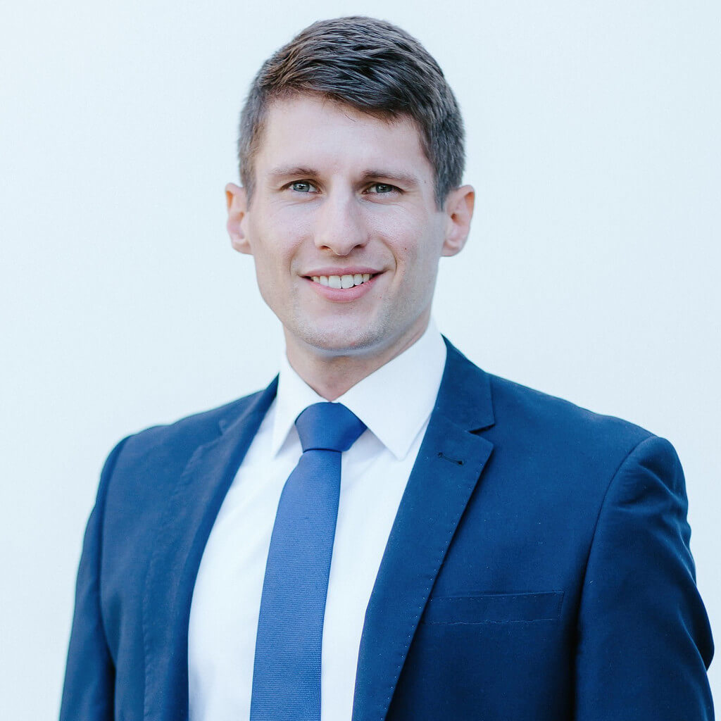 Webinar Host Frederik Schröder