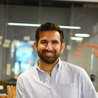 Webinar Host Frederik Schröder