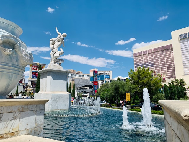 caesars palace fountains in las vegas