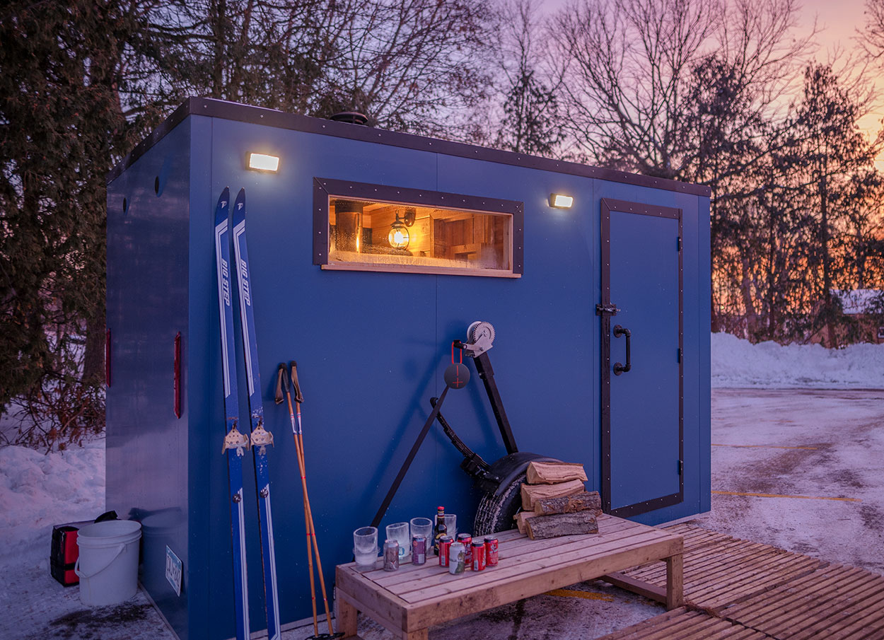 Mobile Saunas / Voyageur Custom Saunas