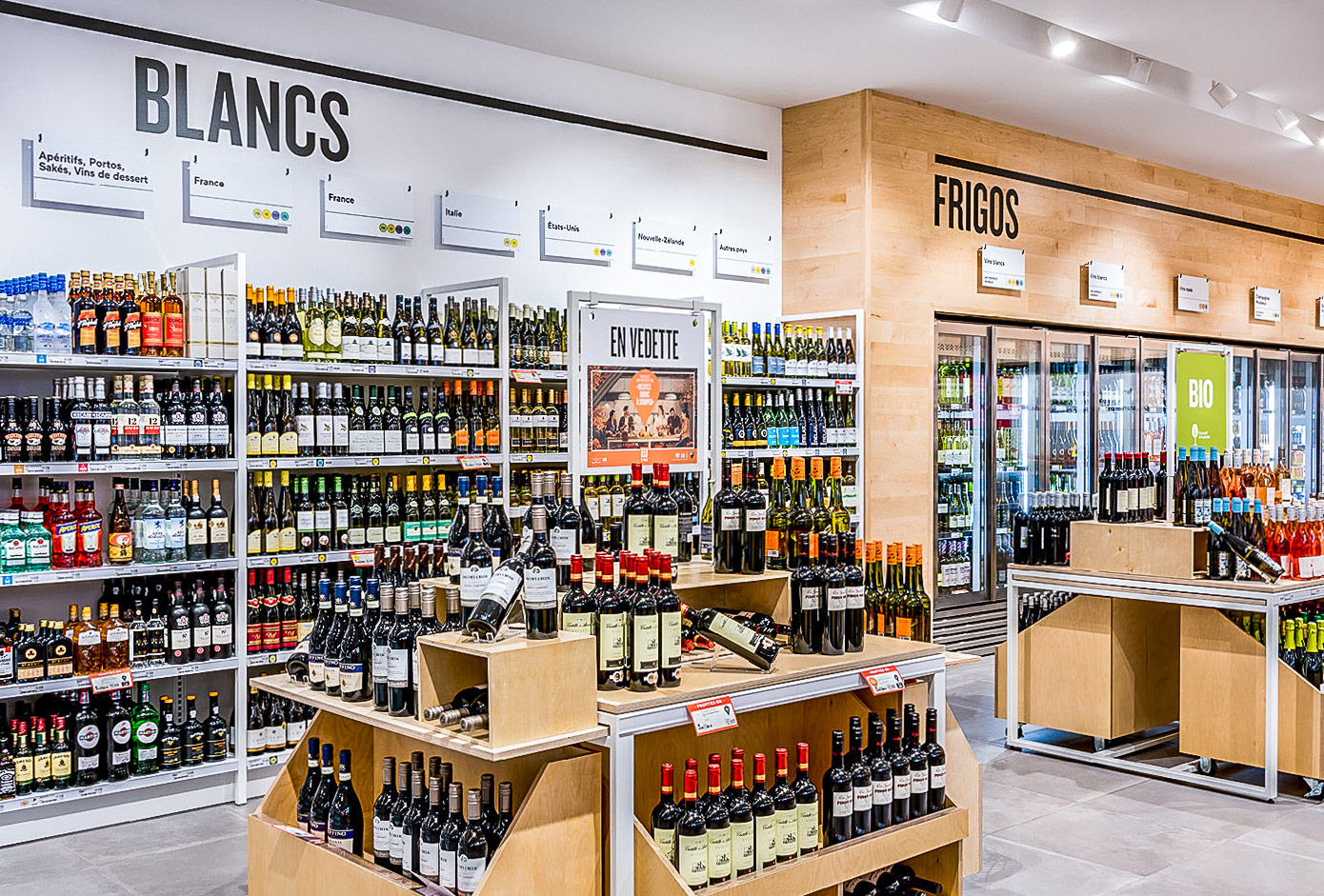 Vic Mobilier de magasins inc. SAQ Laval