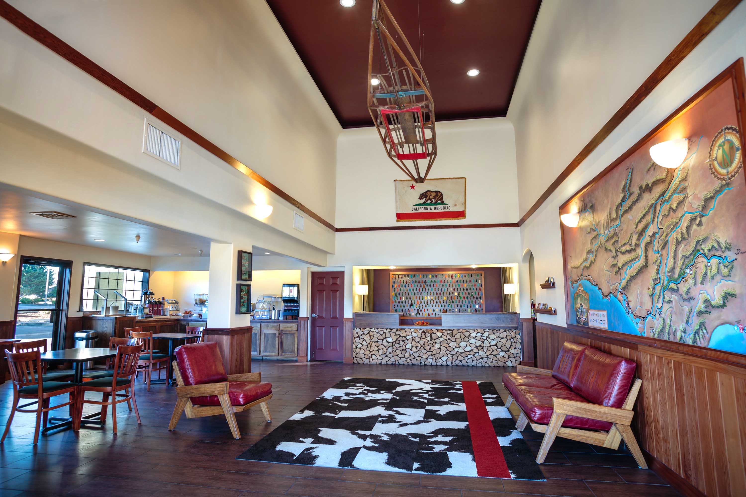 The Redwood Fortuna Riverwalk Hotel