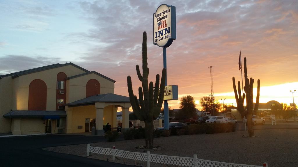 America's Choice Inn & Suites