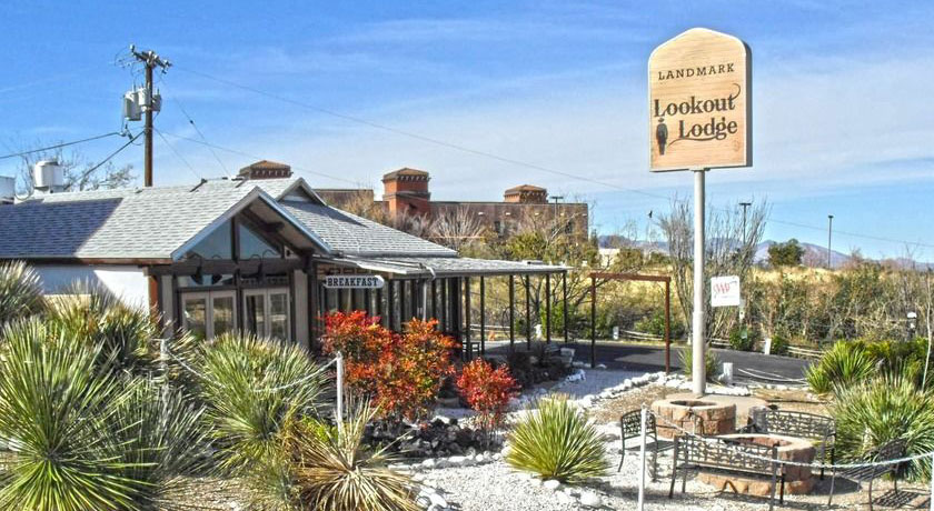 Landmark Lookout Lodge
