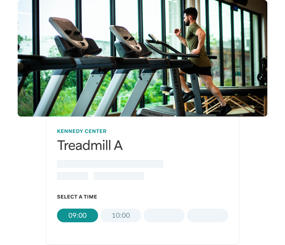 Personalized student orientation dashboard on mobile