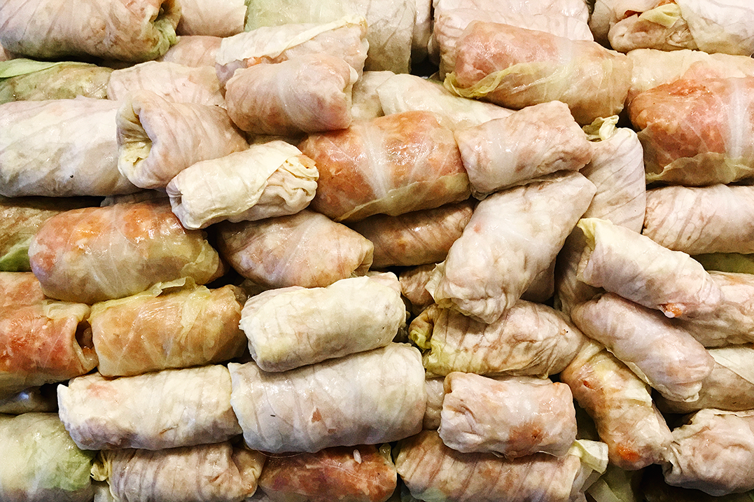 Sarmale (Cabbage Rolls for a Crowd)