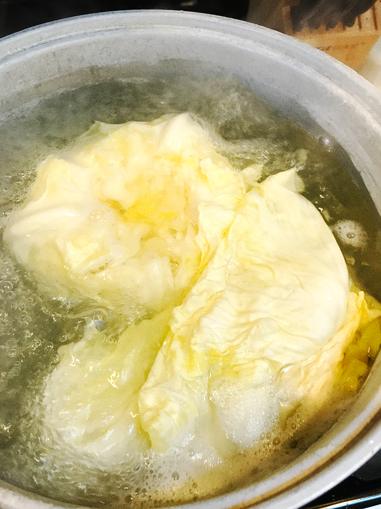 Sarmale (Cabbage Rolls for a Crowd)