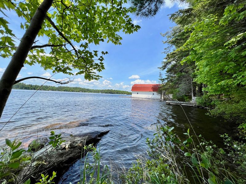 Sandy & Samantha Waldie Real Estate Lake Rosseau Muskoka Real