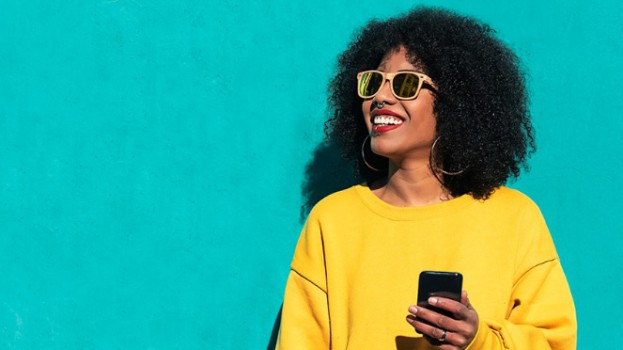 Gen Z loves screen time, but aren't all impacted by influencers: study » Media in Canada