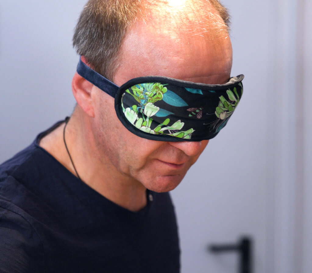 Thomas Leiendecker mit Schlafbrille
