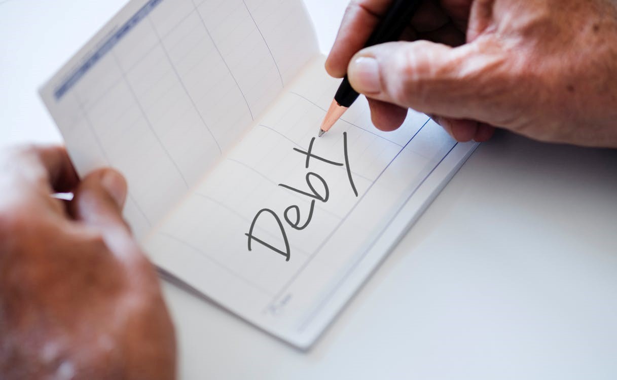 Thinking rolling over your debt into your Canadian Car Loan is the best option? If so, you’re likely to make one of the most common car buying mistakes.