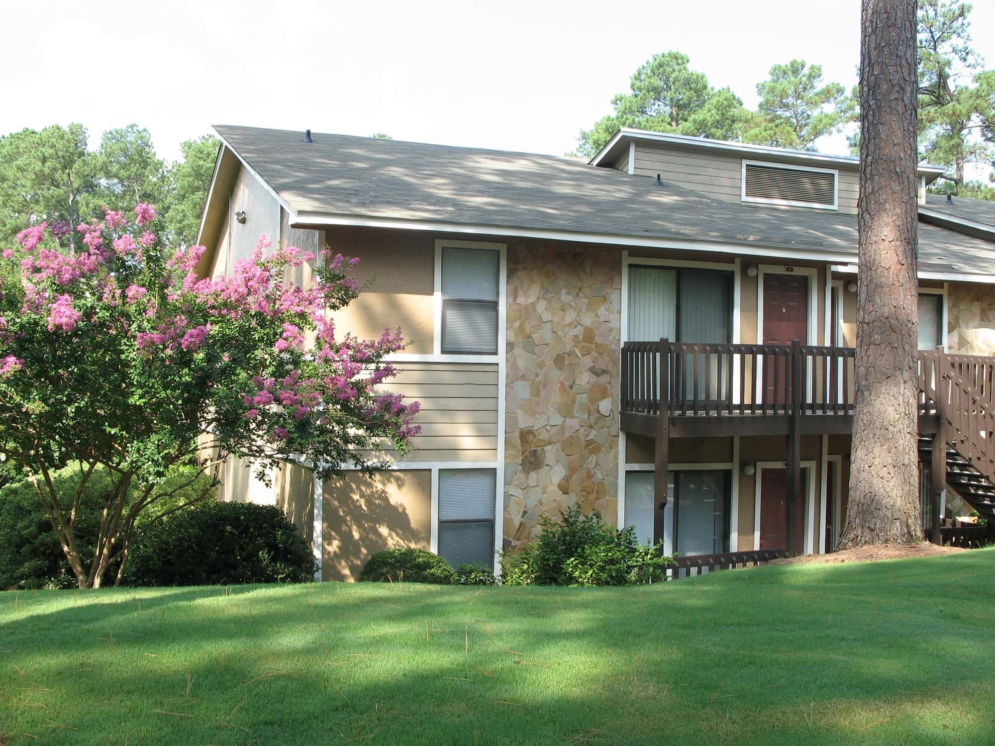 SandhurstApartmentManagement