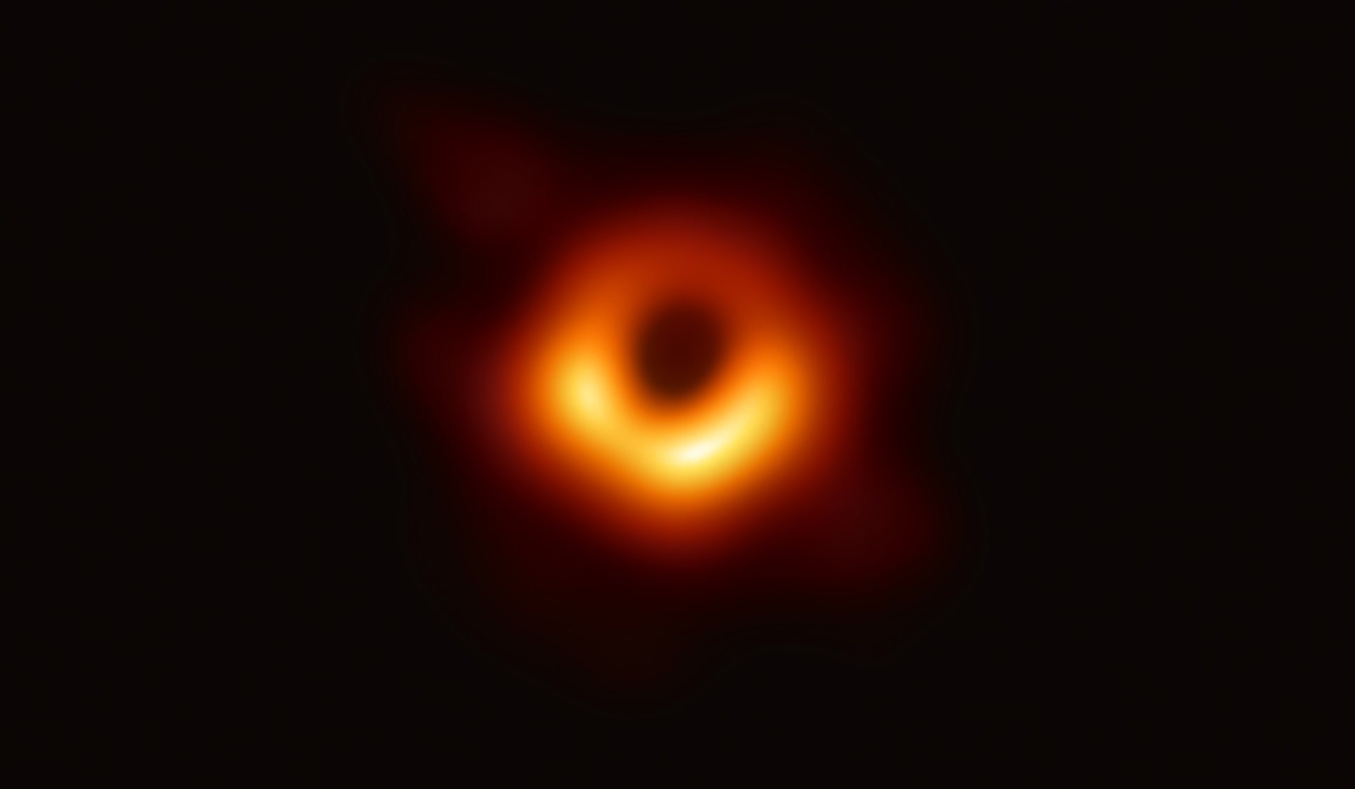 史上初、ブラックホールの撮影に成功