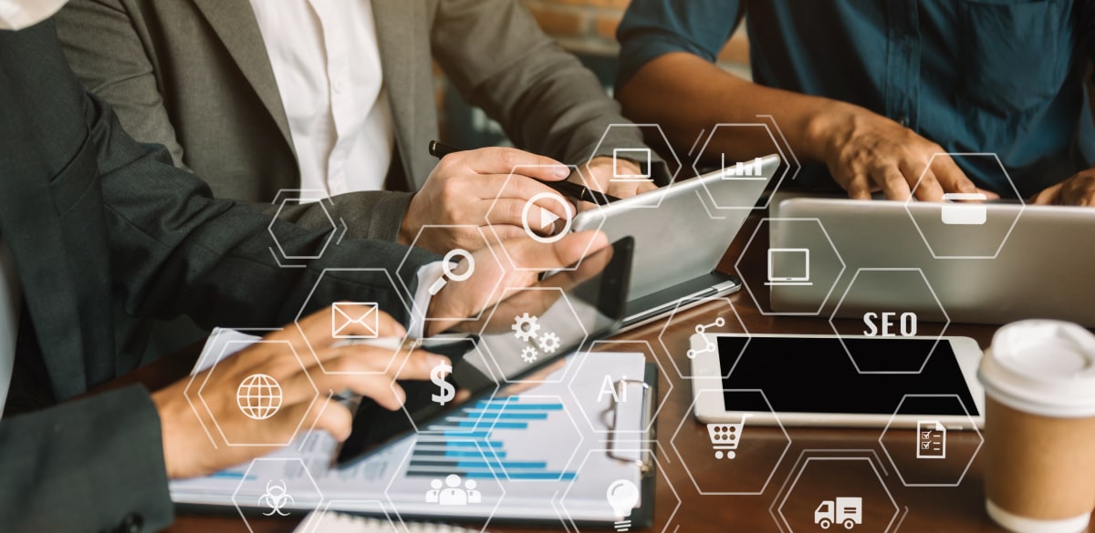 How real-time data can help with decision making in supply chain