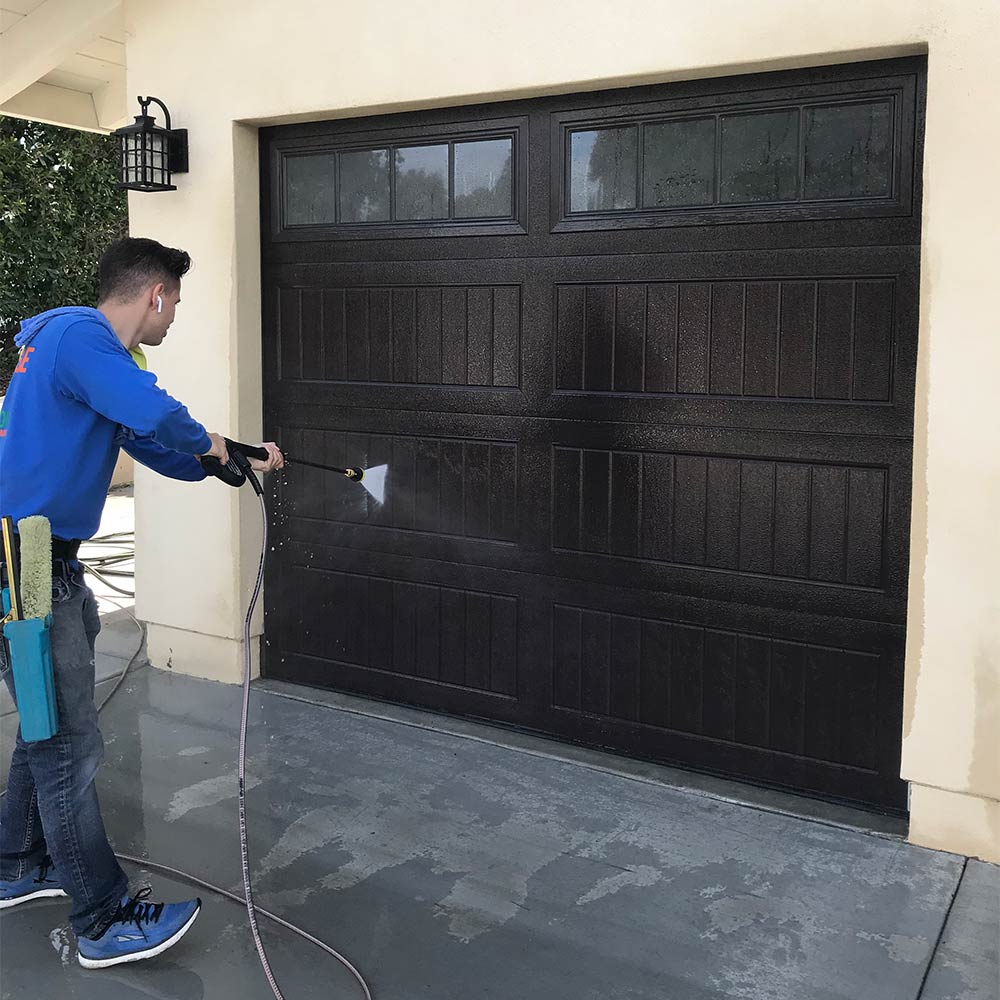 House washing in Irvine, CA