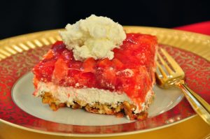 strawberry jello pretzel salad
