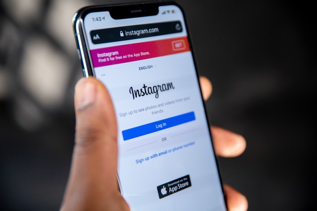 how to market a new service