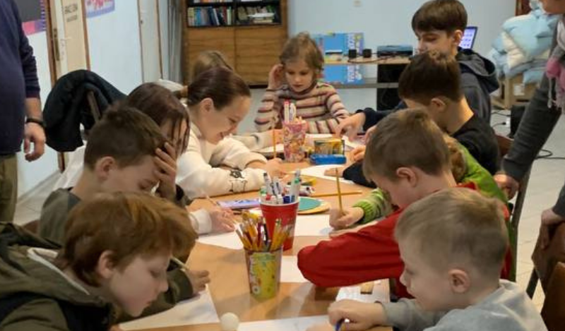Children experiencing Bible stories