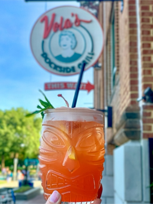 Vola's Dockside Grill Alexandria, VA