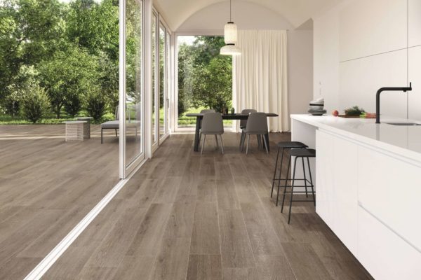 SmartHaus Kitchens based in Northamptonshire provide bespoke German Kitchen Design, Bathroom Design and Porcelain Tile Supplier to all of Northamptonshire, Oxfordshire, Bedfordshire, Cambridgeshire, Leicester and more.