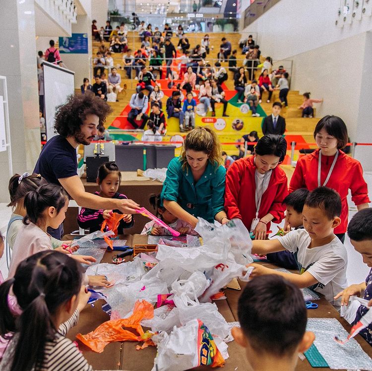 Precious Plastic workshop with kids