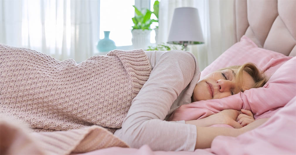 How to navigate menopause and sleep • Vively 1 Lifestyle Improvement