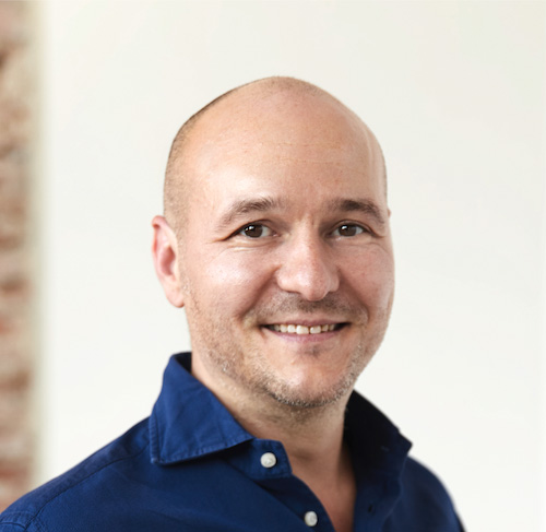 Jörg Frank Portrait. CEO and Cofounder Pay2Load and DesignLabs GmbH.