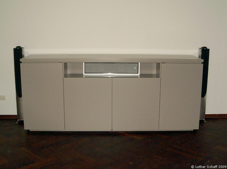 TV-Schrank mit versenkbarem Fernseher / Flachbildschirm