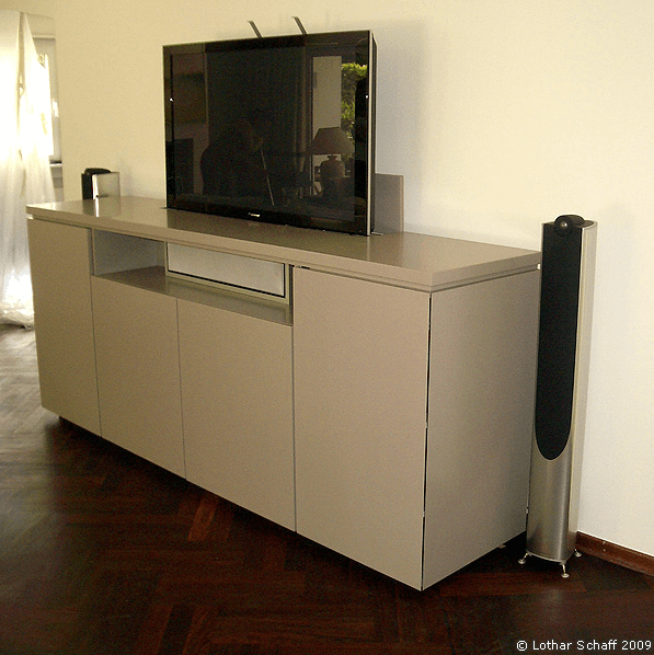 TV-Schrank mit versenkbarem Fernseher / Flachbildschirm