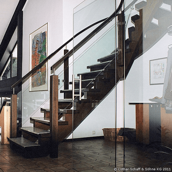 Treppenumbau und Treppenkürzung einer vorhandenen Treppe in einem Einfamilienhaus