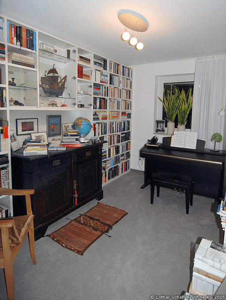Bücherregal nach Maß für ein Musik- und Lesezimmer