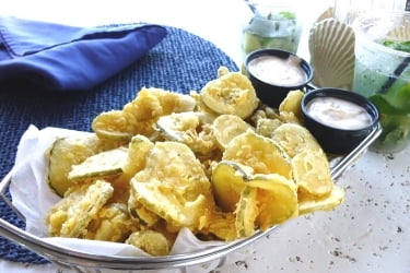 Fried Pickles with Ranch sauce