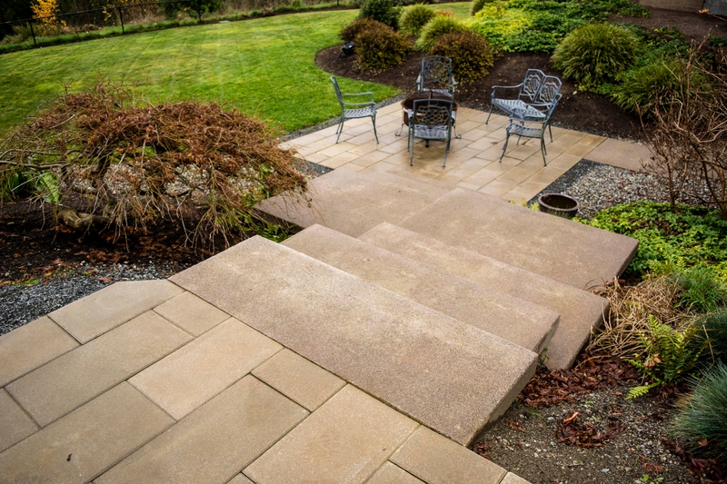 Floating Pavers Trackwest LLC