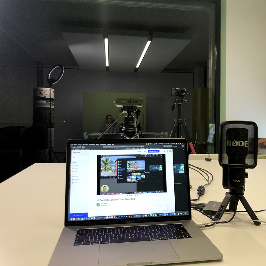 Zoom Meeting mit Greenscreen Hintergrund und Multi Kamera Setup