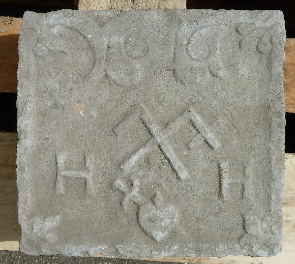 Maastricht Gable stone Heart catcher Bouillonstraat 14