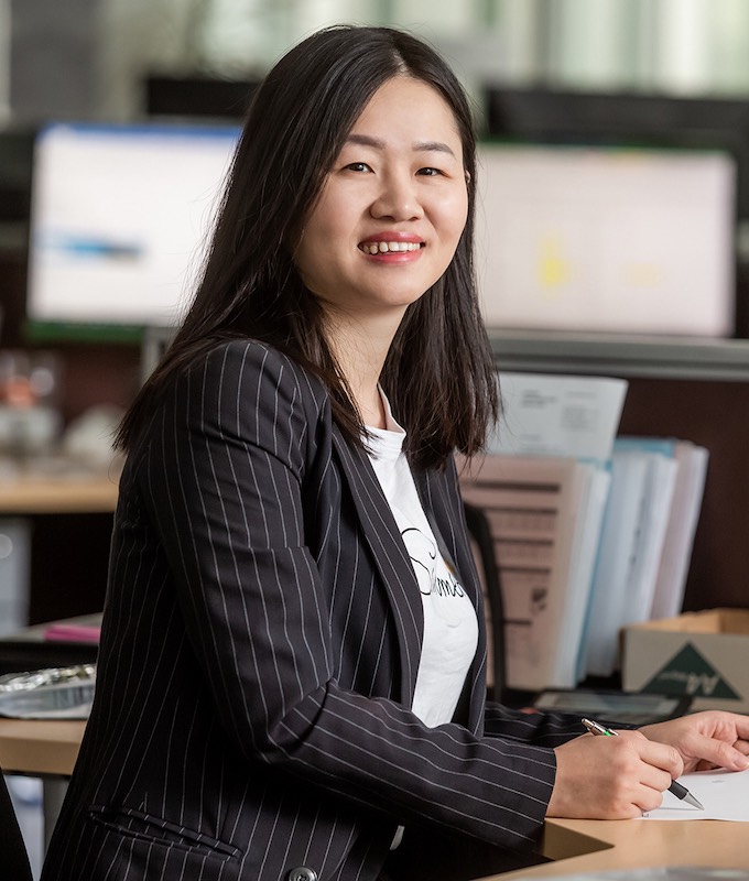 Wei Wei Li