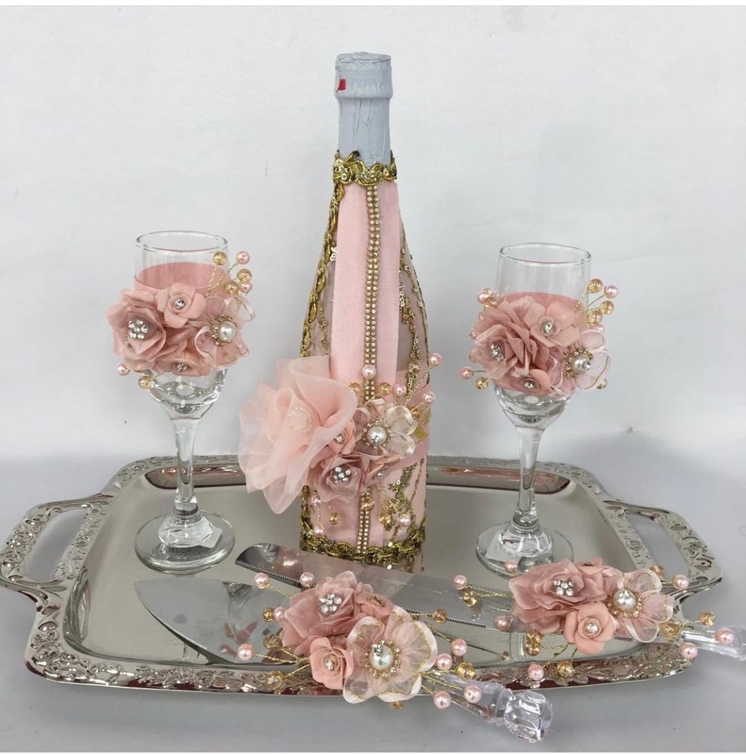 Quinceañera Accessories in Mesa Divas Quinceañeras YMJ