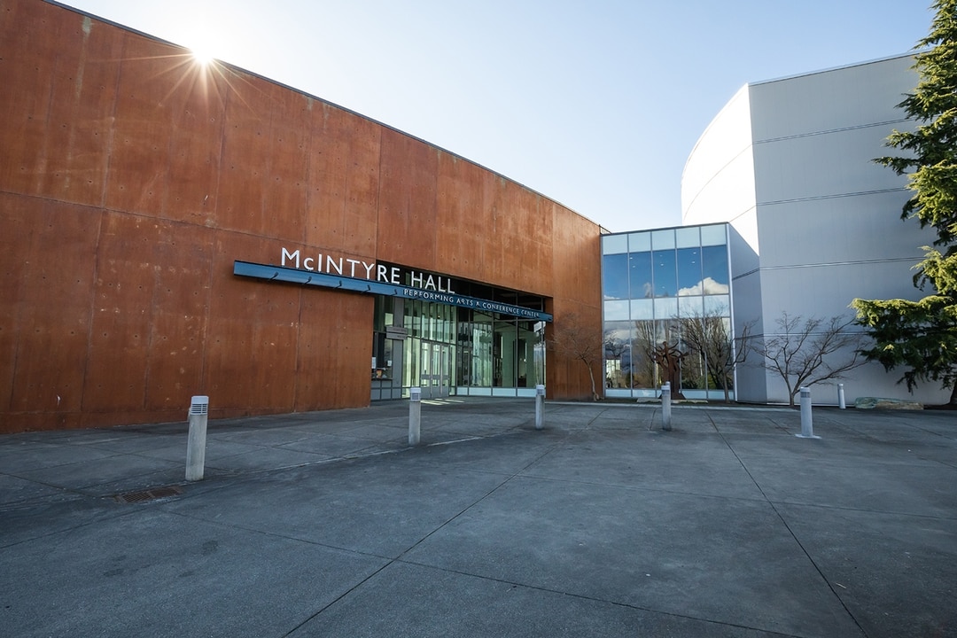 McIntyre Hall Performing Arts & Conference Center Hutteball + Oremus