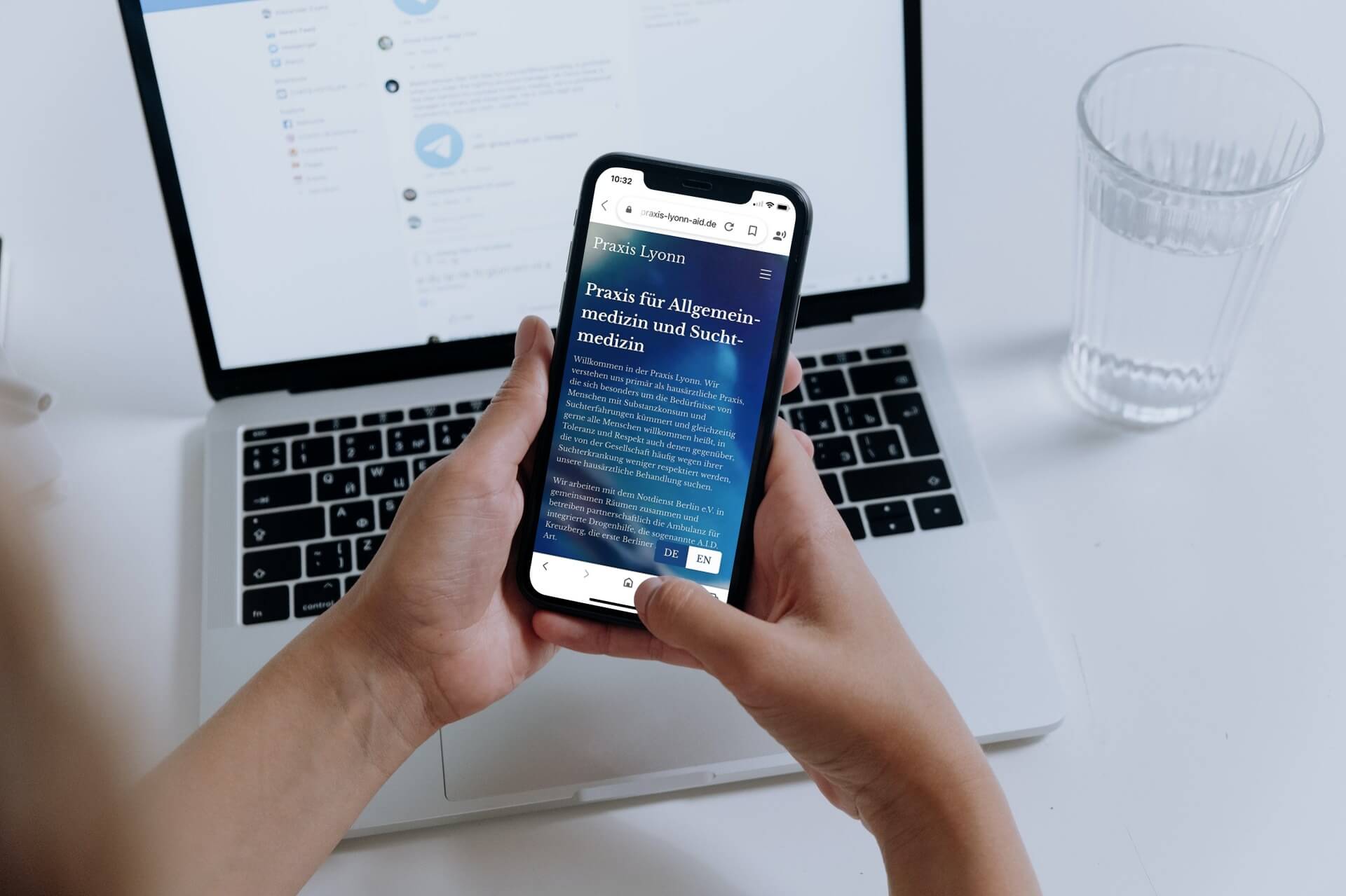 website-auf-handy