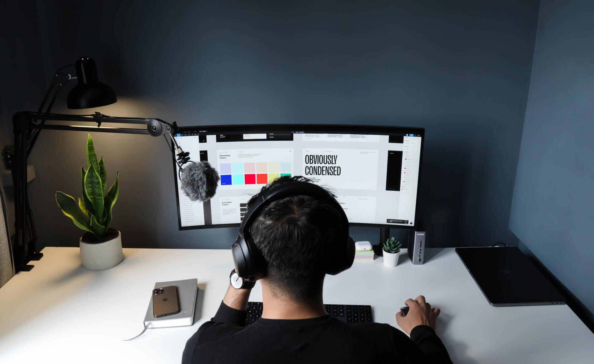 Webflow Freelancer bei der Arbeit