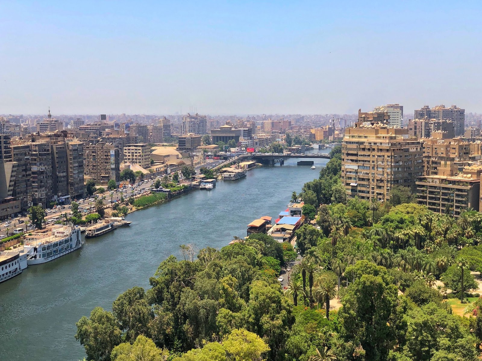 Uma foto de Cairo, a capital do Egito.