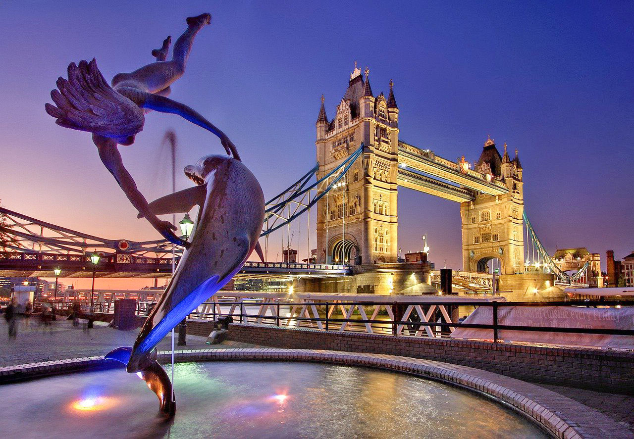 Imagem da Tower Bridge, a mais famosa ponte de Londres