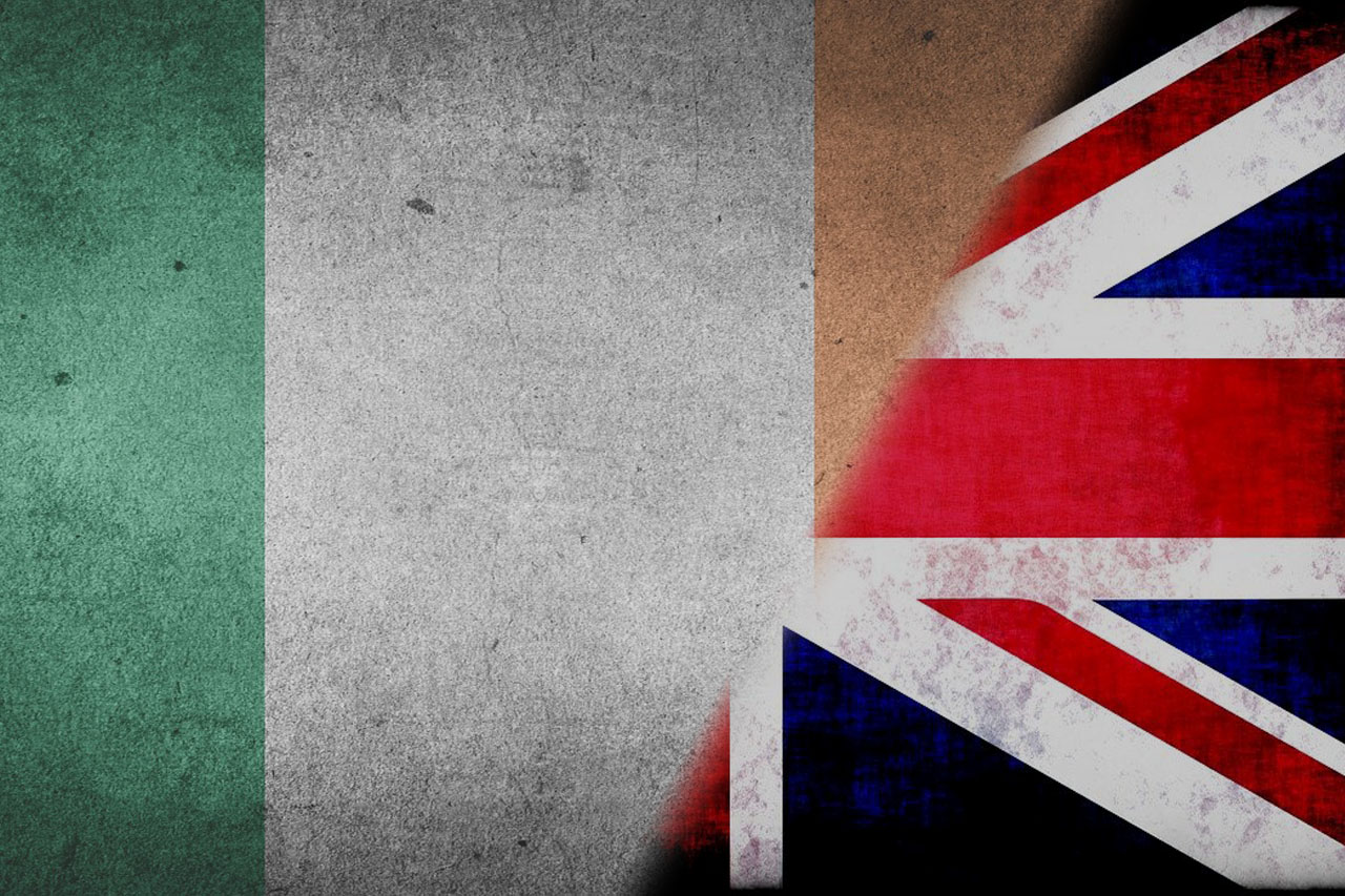 Imagem da bandeira da Irlanda contra Reino Unido