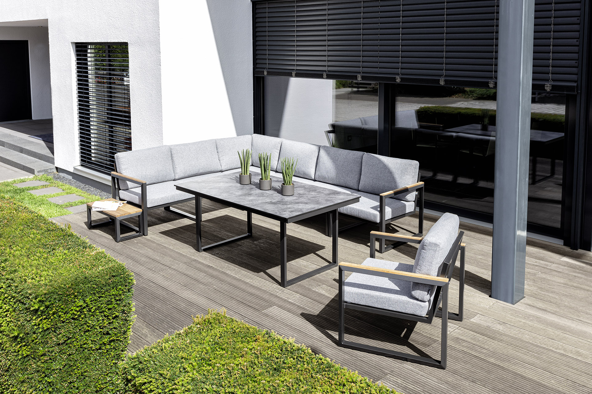 Elegantes Kettler Ocean Dining Lounge Bilder