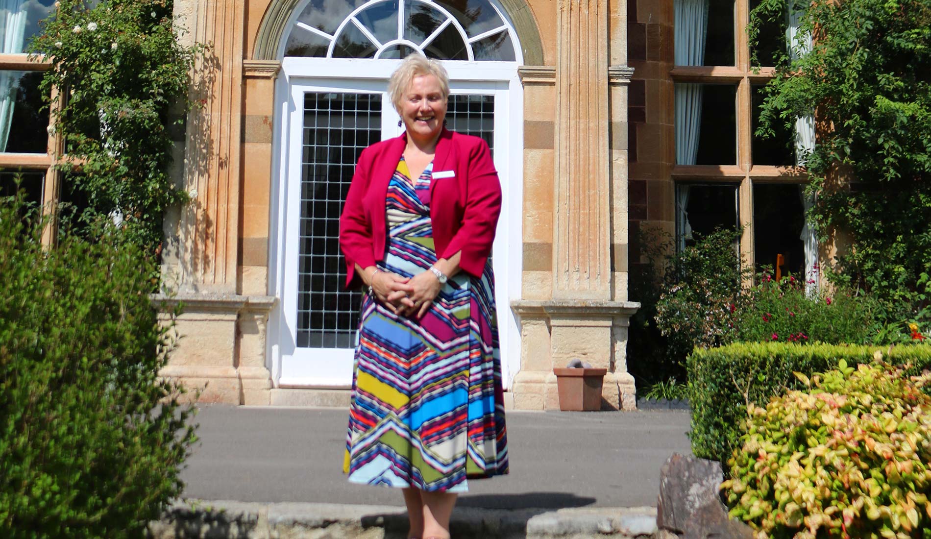 Amanda-Louise-knight-celebrant- ceremonies-wedding-planning-uk