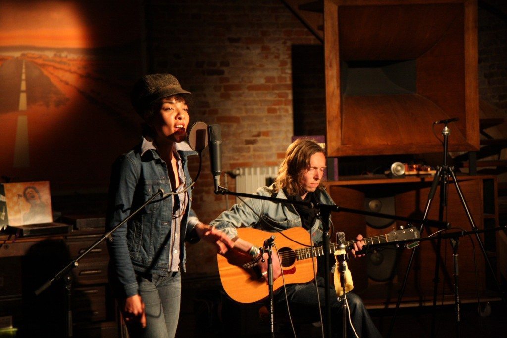 CLOSER ACOUSTICS