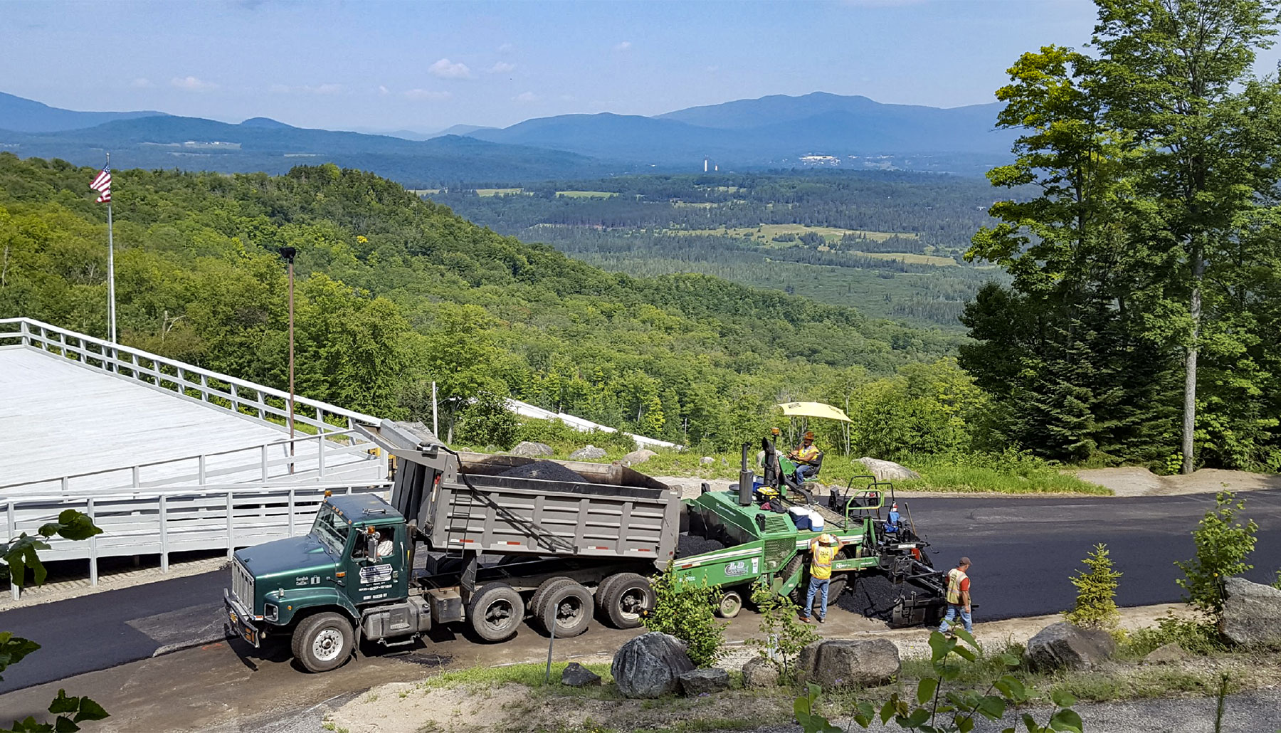 Luck Bros. Inc. Commercial & Municipal Construction, Crane Rentals in
