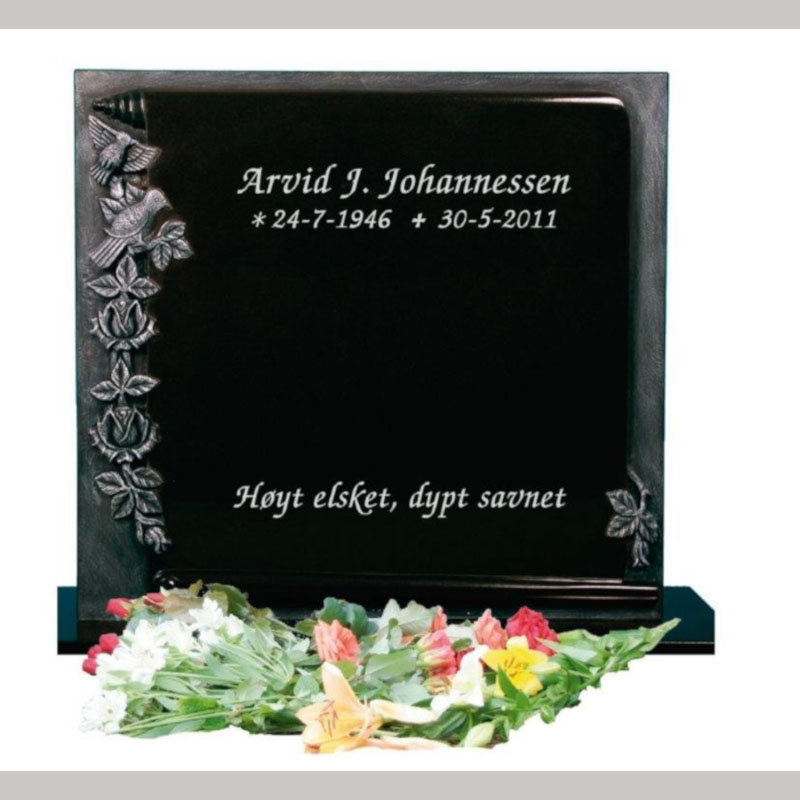 Nr 339. Sort granitt, helpolert