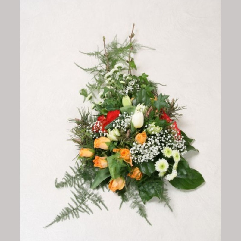Bårebukett B008. Blomster etter ønske og årstid