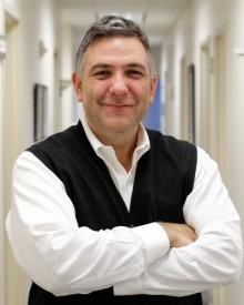 Dr. David Dillard
